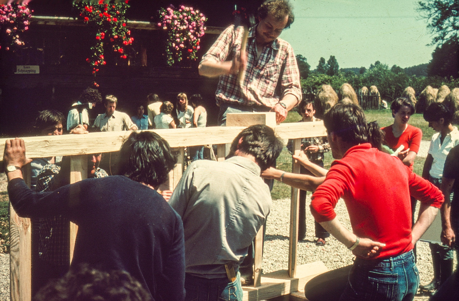 sanfte Gewalt oder mehr ? sanfte Gewalt oder mehr ?