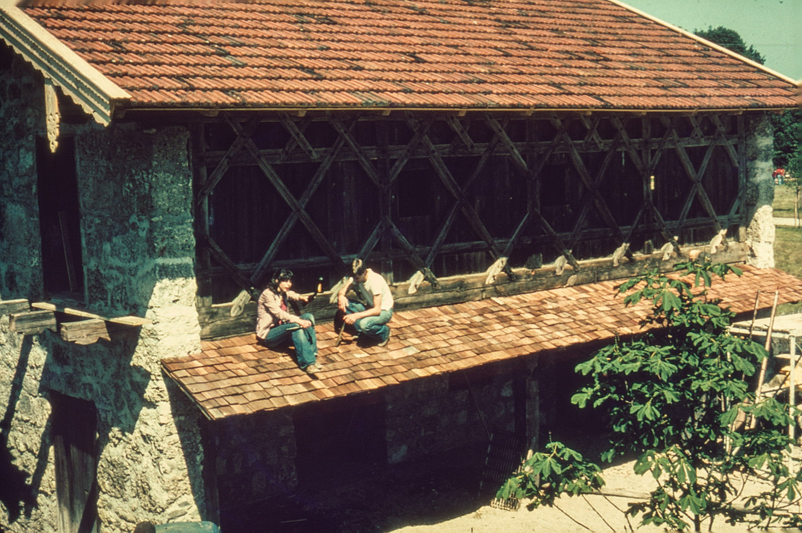 Schindeln auf dem Vordach Schindeln auf dem Vordach