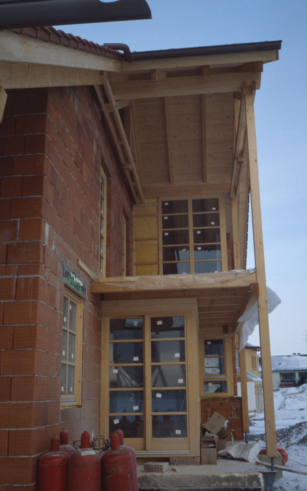 Rohbau gerade verglast Rohbau gerade verglast