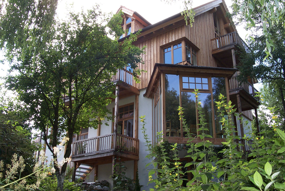 Massivhaus mit öko- und biologischen Materialien