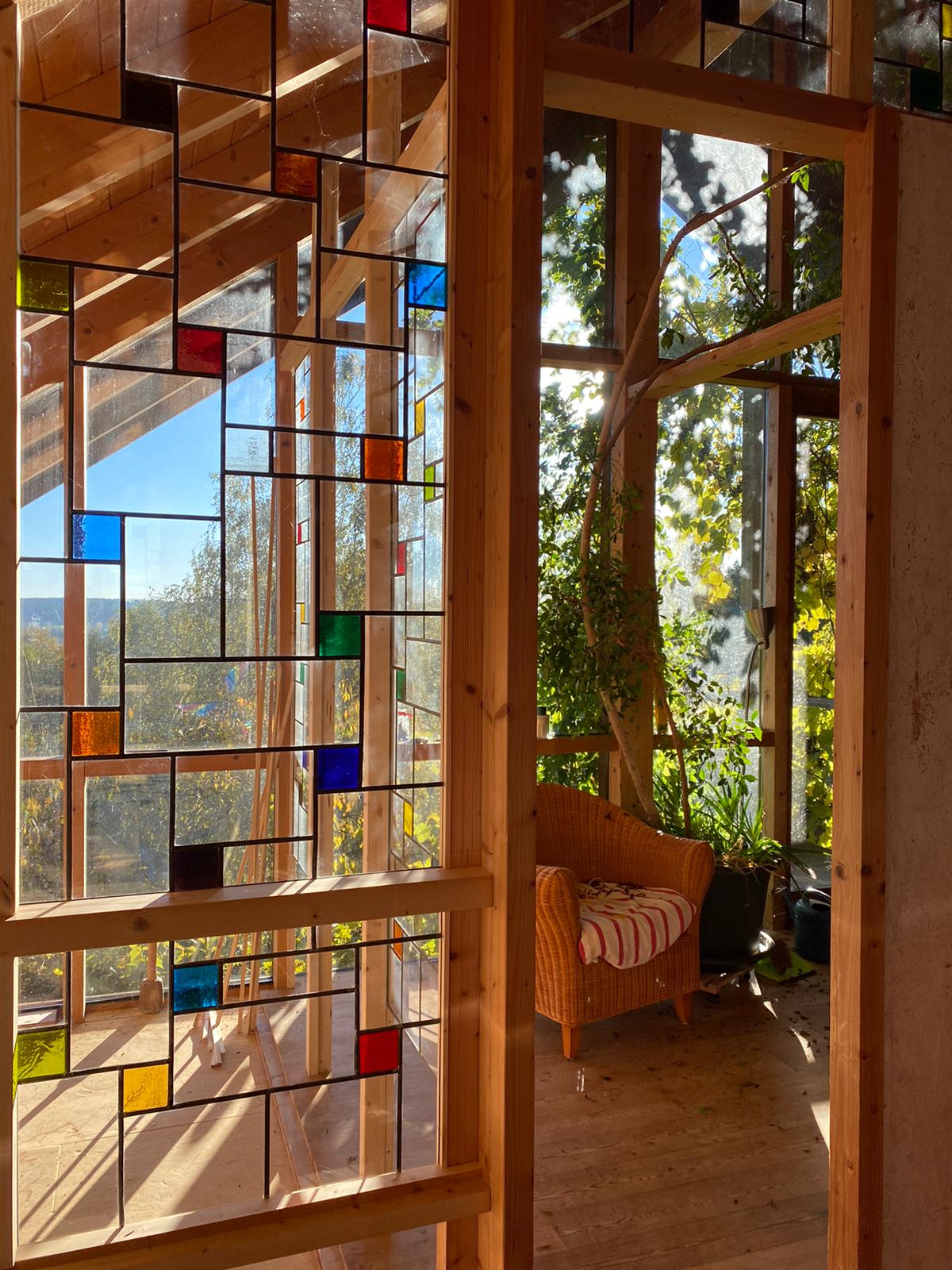 Antikverglasung im DG - zwischen Badezimmer und Saunah mit Blick nach Süden Antikverglasung im DG - zwischen Badezimmer und Saunah mit Blick nach Süden