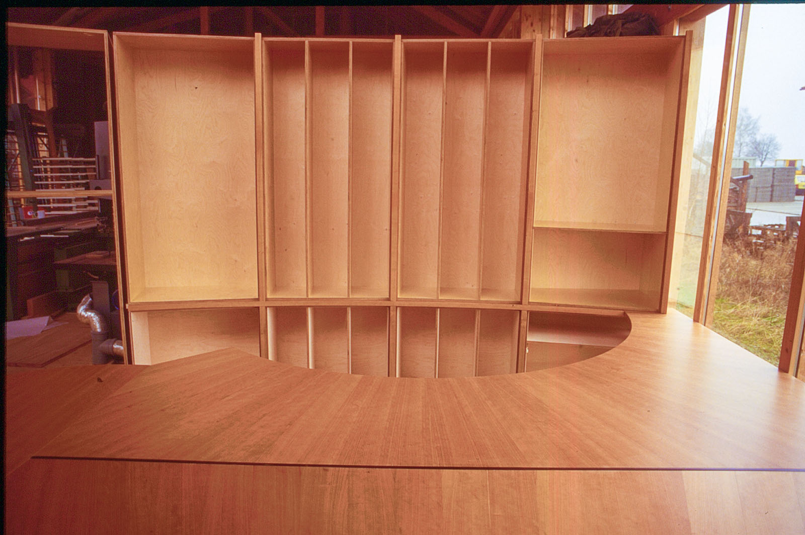 Büroeinrichtung Mayer - Schreibtische 1993