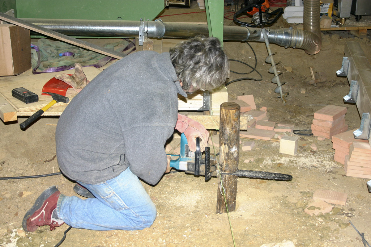 Kastanien-Zaunpfähle 1,25 m tief im Boden