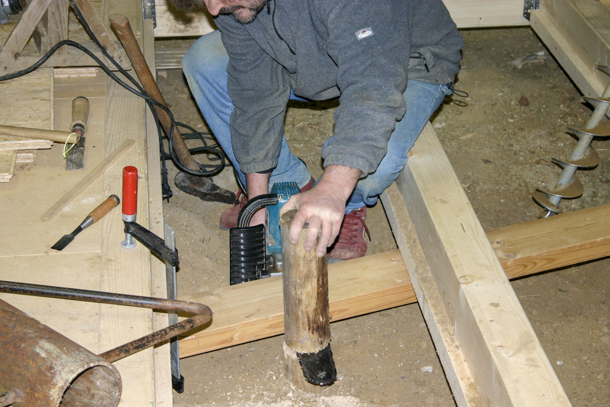 weitere Fundamente unter den Maschinen